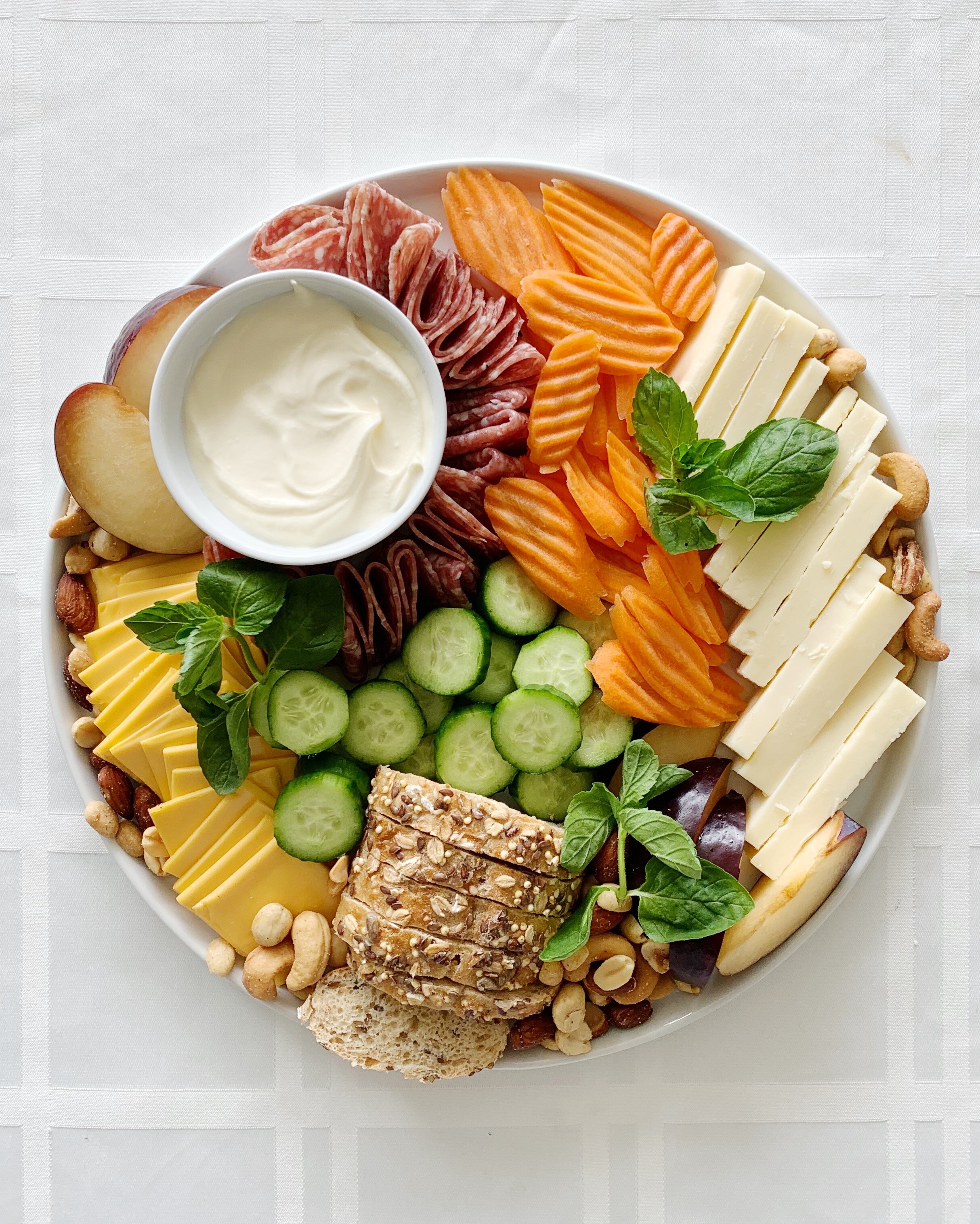 How to Build a Cheeseboard