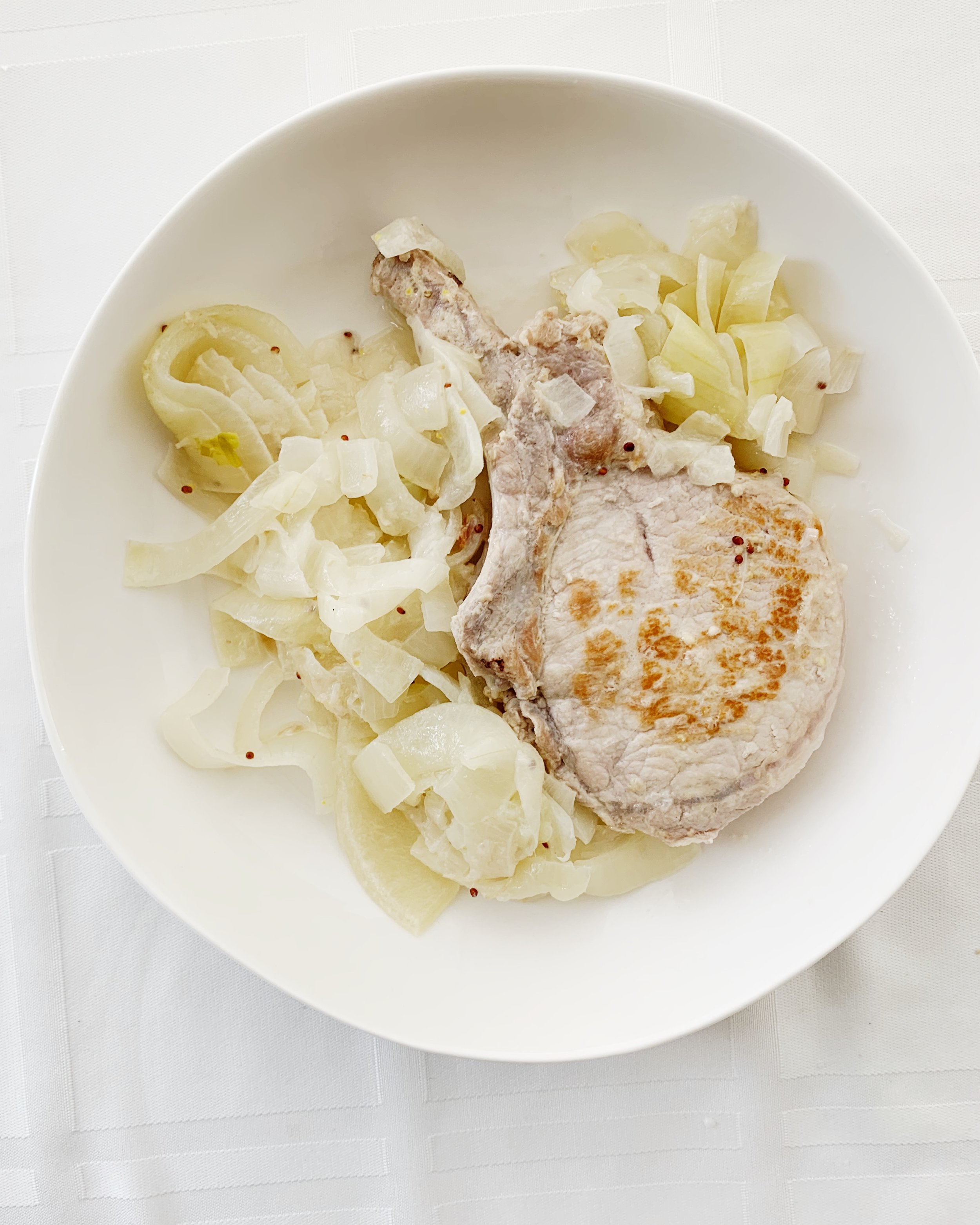 Instant Pot Pork Chops &amp; Onions