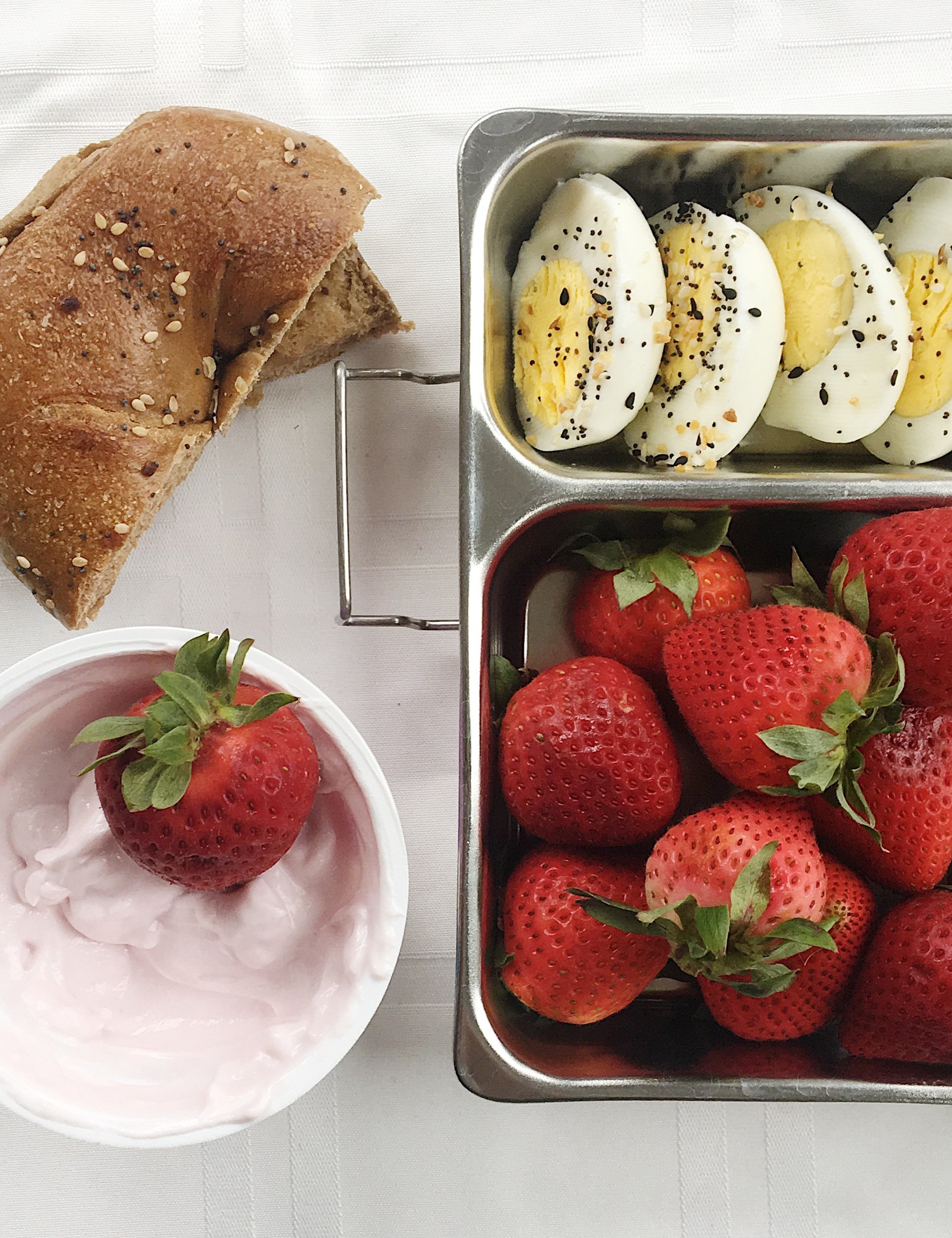 How to Build a FILLING To-Go Lunch in 5 Minutes